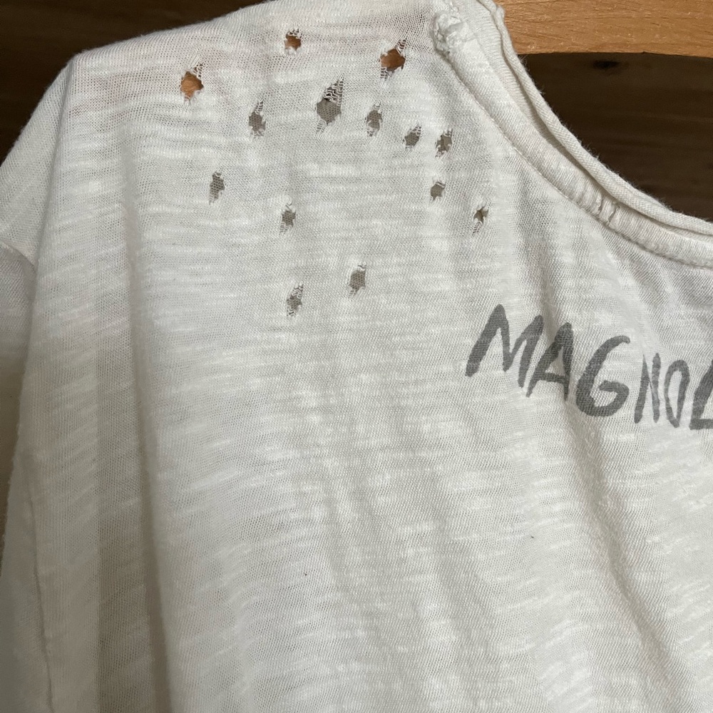 Magnolia Pearl White Graphic Short Sleeve Tee with Red Accents - Picture 6 of 8